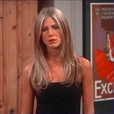 Rachel Green Hair, Hairstyles 90s, Jennifer Aniston Hair, Jenifer Aniston, 90s Hairstyles, Haircuts Straight Hair, Sarah Jessica Parker