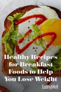 These weight loss breakfast recipes are healthy and low-calorie. Make these recipes that feature five breakfast foods that can help you lose weight. High Fiber High Protein, Yogurt Eggs, Healthy Breakfast Foods, Calorie Breakfast, Peanut Butter Yogurt, Oatmeal Peanut Butter, Health Drinks Recipes, Quick Pasta Recipes