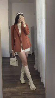 #rich girl  style# Rich Girl Fall Outfits, Winter Rich Girl Outfits, Classy Girl Outfit, Old Money Astethic Outfit Girl, Korean Rich Girl Outfit, Kdrama Rich Girl Outfit, Rich Girl Aesthetic Outfit, Rich Girl Outfit