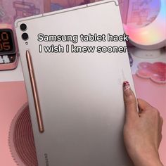 digital planner | goodnotes | iPad hacks you didn’t know existed 🤯 Watch the full tutorial video on my YT channel 🔗 in my b!o 💖 Save for later & come learn more with me... | Instagram Ipad Tips, Ipad Hacks, Ipad Tutorials, Digital Planner Goodnotes, New Ipad Pro, Planner Notebook, Samsung Tablet, Yt Channel, Digital Planning