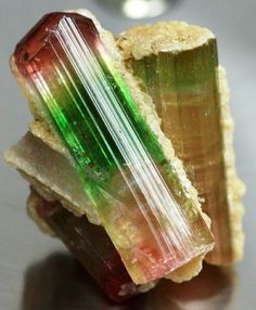 Rainbow Tourmaline, Rock And Mineral, Crystal Uses, Rocks And Fossils, Geology Rocks, Metaphysical Healing, Crystal Therapy, Cool Rocks, Mineral Collection