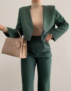 Chique Outfit, Business Outfits Women, Business Casual Outfits For Work, Woman Suit Fashion, Stylish Work Outfits, Work Outfits Women, Suit Fashion