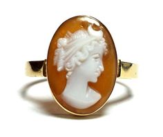 Vintage Oval Hand Carved Woman Shell Cameo 14KTYG Ring #1911 Female Bust, Shoulder Support, Cameo Ring, Long Curly Hair, Yellow Gold Ring, Long Curly, Yellow Gold Rings, Solitaire Ring, Hair Band