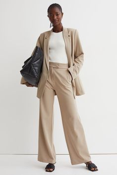 Comfy Leggings, Wide Trousers, Pantalon Large, Black Dress Pants, Pants Straight, Tailored Trousers, New Wardrobe, Fall Winter Outfits, Who What Wear