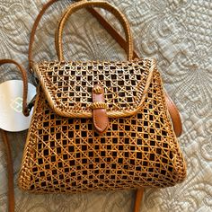 Parker Thatch Bags, Leather Purses And Bags, Fall Purses, Popular Purses, Purse Trends, Mini Crossbody Purse, Cross Body Bags