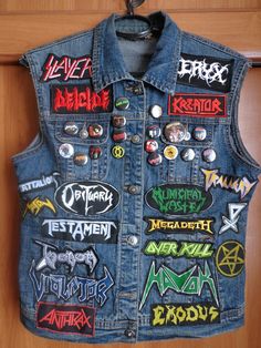 Denim Battle Vest, Battle Vest Ideas, Metal Vest, Vest Ideas, Punk Fashion Diy, Punk Style Outfits, My Babe