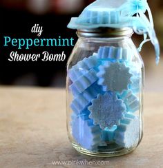 How to Make the BEST Shower Bomb Recipe | PinkWhen Diy Lush, Lush Recipes, Bombe Recipe, Polo Lacoste, Diy Body Scrub, Baby Bath Tub, Aromatherapy Gifts, Shower Cleaner