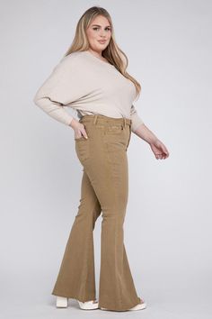 Elevate your fashion game with our Plus Size High Rise Super Flare Jeans. These comfortable and flexible color denim jeans feature a high rise waist for a flattering fit, making a bold fashion statement in a full-length design. The super flare style adds a touch of retro charm and drama to your ensemble, ensuring you stand out in style.Model is wearing size 14Model SpecsHeight: 5'8"Bust: 40G Waist: 38.5"Hips: 49"Made in China Style: Retro Print / Pattern: Color Denim Silhouette: Super Flare Jean Style Flare Jeans, Denim Retro, Super Flare Jeans, Jean Fit, Curvy Shorts, Curvy Swimwear, China Style, Flying Monkey, Swimwear Dress