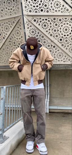 Outfits Men Streetwear, Guys Fits, Black Men Fashion Casual, Black Men Street Fashion, Dope Outfits For Guys, Mens Trendy Outfits, Street Style Outfits Men, Mens Casual Dress Outfits