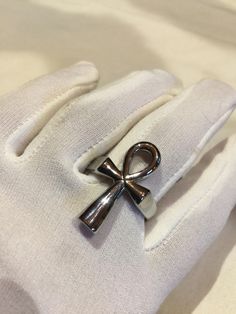 Vintage golden stainless steel men's ring. Stainless steel does not tarnish. Sizes 8-13 available please let us know what size you need. Please check out our THOUSANDS of customer reviews Egyptian Ankh, Mens Stainless Steel Rings, Men Ring, Vintage Rock, Stacked Jewelry, Vintage Jewels, Men's Ring, Luxury Items, Rings Statement