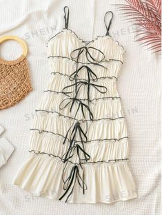 Cami Mini Dress, Shein Outfits, White Cami, Mini Cami Dress, Vacation Style, Casual Style Outfits, Preppy Outfits, Mini Dresses