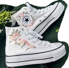 Embroidered Converse Wedding Converse Shoes, Embroidered Shoes Converse, Converse Platforms, Converse Embroidery, Wedding Vans, Floral Converse, Converse Wedding, Bridal Converse, White Converse Shoes