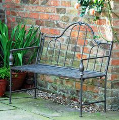 Bayswater antique design iron garden bench Pallet Tree, Garden Bench Seating, Outdoor Bench Seating, Furniture Colors, Creative Garden Decor, Bench Design, Coops Diy, Exterior Furniture, Luxury Garden