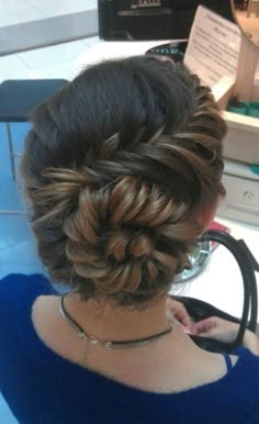 Try an amazing conch shell braid. | 33 Impossibly Gorgeous Prom Hair Ideas Fishtail Braid, Beautiful Braids, Braided Bun, Hair Photo, Long Hairstyles, Pretty Hair, Hair Stuff