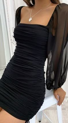 Fancy Short Dresses, Cute Formal Dresses, Party Dress Classy, Cute Homecoming Dresses, Smink Inspiration, Black Homecoming Dress, Classy Prom Dresses, Stunning Prom Dresses, Hoco Dress