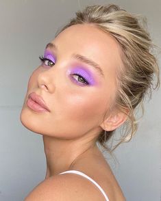 Purple Eyeshadow Looks, Pastel Makeup, Purple Makeup, Smink Inspiration, Purple Eyeshadow, Makeup Eye Looks, Spring Makeup, Eye Makeup Art, Editorial Makeup