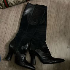 Black Leather And Suede All Leather Lining Sole All Worn A Few Time Great Condition Anna Sui Shoes, Anna Sui, Navy Blue Color, Shoes Heels Boots, Shoes Women Heels, Black Blue, Heeled Boots, Blue Black, Shoes Heels