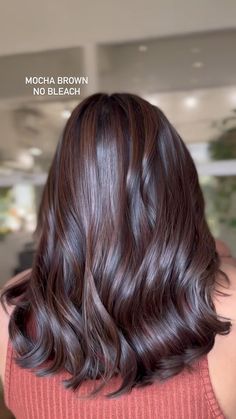 Balayage & Colour Specialists on Instagram: "mamtascreative #haircolor #mochabrown #cocoabrown #nobleach #balayagehair #fallhair . . . Artist : @mamtascreative Muse :…" Burgundy Hair Olive Skin Tone, Shoulder Dark Brown Hair, Cocoa Brown Hair Balayage, Mocha Brown Hair Highlights, Darkest Mahogany Brown Hair, Indian Tone Hair Color, Hair Colour On Brown Skin Tone, Solid Hair Color Ideas For Curly Hair, Hair Colour For Skin Tone