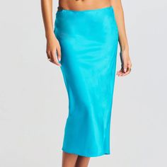 Msrp: $295 Sold Out Online Size Us 0-2 Waist: 25-26 In Hips: 36-37 In 95% Silk, 5% Spandex Made In China Model Is 5'10" Wearing Size S Style No. 2905-16 Nwt Ser.O.Ya. Penina Silk Midi Skirt - Turquoise - Size Xs Blue Silk Relaxed Skirt Bottoms, Blue Silk Relaxed Skirt, Blue Fitted Silk Skirt, Blue Silk Lined Bottoms, Blue Silk Lined Skirt, Blue Silk Skirt For Spring, Blue Silk Skirt, Maxi Sequin Skirt, Silk Midi Skirt