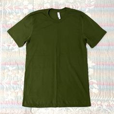 Forest Green T-Shirt Crew Neck (Size Small) Never Used, But Missing Tags :) Basic Green Everyday T-shirt, Casual Green Plain T-shirt, Olive Cotton Short Sleeve Shirt, Green Relaxed Fit Plain Top, Relaxed Fit Plain Green T-shirt, Olive Relaxed Fit Short Sleeve Top, Olive Short Sleeve Top With Relaxed Fit, Green Crew Neck Cotton Shirt, Green Cotton Crew Neck Shirt