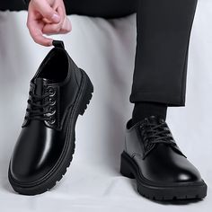 PICKUR MIND Black Leather Shoes For Men 2024 New Martin Boots British Style Summer Groomsman Men Casual Formal Wear Business Shoes Gb01 Black-39 [Size 半 Larger than Sneaker]] Male Loafers, Platform Oxfords, Oxford Platform Shoes, Formal Dress Shoes, Mens Work Shoes, Classy Outfits Men, Casual Leather Shoes, Men Formal, Brogue Shoes