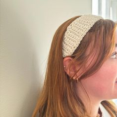 Handmade crochet headband with tie-able strings!  A perfect all-year round accessory to spice up your outfit, these headbands come in customizable colors and have adjustable ties to accommodate various head sizes. Please message me with any questions or concerns  1.75 inches wide, 17 inches long with two 7 inch long ties.  Made with 100% acrylic yarn. Crochet Hair Band Free Pattern, Knit Crochet Headband, Crochet Hair Band Pattern, Crochet Headbands Free, Headband Free Crochet Pattern, Crochet Accessories Hair Styling, Cheap Cute Headbands, Crochet Hair Tie Pattern Free, Finger Crochet Headband