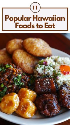 A plate of traditional Hawaiian foods, featuring poke, loco moco, and malasadas, showcasing the rich flavors and culinary heritage of Hawaii. Hawaiian Board Ideas, Hawaiian Meal Prep, Hawaii Street Food, Hawaiian Cheese Board, Marshall Islands Food, Hawaiian Lunch Ideas, Easy Hawaiian Side Dishes, Hawaiian Hors D’oeuvres