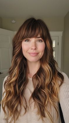 40 Heavy Highlights On Dark Hair Hairstyles That Will Make You Feel Like a Bombshell Blonde Streaks, Honey Blonde Highlights, Layered Bob Hairstyles, Dark Hair With Highlights, Dark Brown Hair