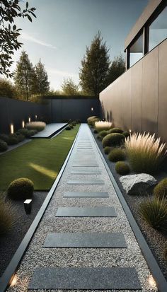 decoration exterior art Patio Pavers Walkway Ideas, Exterior Walkway Ideas, Backyard Lawn Design, Backyard Paver Walkway Ideas, Landscape Next To Driveway, Garden Pavers Ideas Walkways, House Pathway Ideas, Outside Backyard Ideas, Backyard Walkway Ideas Pathways