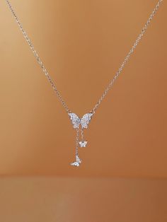 Cheap Pretty Necklaces, Jewelry Butterfly Necklace, Cute Shein Necklaces, White Butterfly Necklace, Buterfluffy Jewelry, Shein Jewelry Silver, Silver Jewelry Butterfly, Cute Butterfly Necklace, Shein Jewelry Necklace