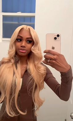 Frontal Wig Hairstyles Black Women, Round Face Shape Hairstyles, Wig Hairstyles Black Women, Adore Hair Dye, Lace Fronts, Hairstyles Black Women, Face Shape Hairstyles