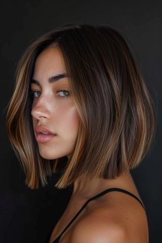 53+ California Brunette Hair Ideas California Brunette Hair, California Brunette, Rambut Brunette, Shoulder Length Bob, Brunette Hair With Highlights, Balayage Brunette, Penteado Cabelo Curto, Bob Haircut, Shoulder Length Hair