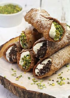 the recipe for sicilian cannoli with ricotta filling