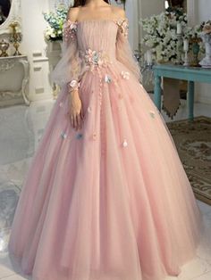 Neckline: Off-the-ShoulderSilhouette: Ball GownBuilt-in Bra: YesSleeve: Long SleevesWaist: NaturalBack Style: OtherHemline/Train: Floor-Length Fairytale Dress Prom, Bday Dresses, فس�تان زهري, Outfit Basic, Pink Ball Gown, Prom Dresses Long Pink, Purple Prom, Dresses Tulle, Outfit Autumn