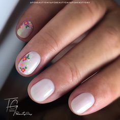 Gel Mani Short Nails Spring, Short Nails Easter, Easy Easter Nails, Floral Spring Nails, Nail Art Easter, Easter Nails Acrylic, Easter Nails Designs, Nail Designs For 2023, Spring Nails Art