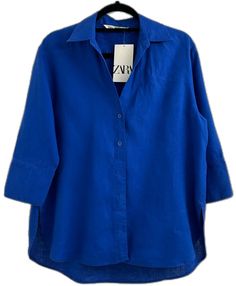 Blue Button-up Zara Tops, Zara Casual Blue Blouse, Casual Royal Blue Summer Tops, Blue Zara Collared Top, Zara Blue Collared Top, Zara Linen Shirt, White Knit Top, Paisley Print Blouse, Boho Tunic Tops