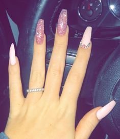 We Heart It Nails, College Freshman, Nails Design With Rhinestones, Best Nail Art Designs, Coffin Nails Long, Nail Jewelry, Pink Acrylic Nails, Hot Nails, Luxury Nails