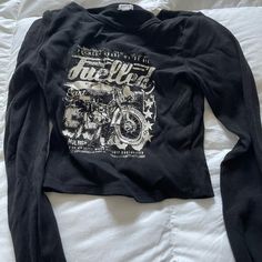 Kimmy Graphic Long Sleeve From Garage Size Medium Never Worn Great Condition Vintage Black Tops For Winter, Vintage Black Winter Top, Black Graphic Print Top For Fall, Aesthetic Long Sleeve Shirts, Vintage Black Tops For Fall, Black Y2k Top For Fall, Black Y2k Style Top For Fall, Y2k Black Top For Fall, Edgy Letter Print Top For Fall