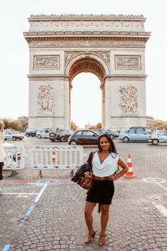 Best Paris 4 Day Itinerary, 5 Days In Paris & Best things to see in Paris. This itinerary for 4 days in Paris will help you choose the best things to see and do in Paris's most desirable Arrondissements. Make it 5 days in Paris, or even longer if you want to indulge in more museums, Parisian cafes & restaurants, walking tours on cobblestone streets, explore historical & Haussmannian architecture, musical & art history. #paris4dayitinerary #bestthingstodoinparis #travelguide #paris #paristravel Things To See In Paris, 5 Days In Paris, Parisian Cafe