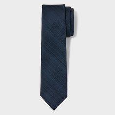 Dress up your look for any occasion with this Plaid Neck Tie from Goodfellow & Co™. Sporting an allover plaid design for a classic twist, this neck tie is crafted from lightweight material with partial lining for comfortable wear. Add this plaid tie to a plain white shirt for a look that's perfect for the office or a night on the town. Goodfellow & Co™: Where style & fit are always in good company. Plain White Shirt, Tonal Prints, English Fashion, In Good Company, Plaid Tie, 2024 Wedding, Formal Outfits, Sleek Style, Mens Plaid