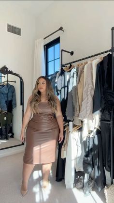 Переходите в мой тг канал «Стилист для plus size» с находками и модными образами Plus Size Outfits Black Women, Elegant Plus Size Outfits, Plus Size Chic, Plus Size Fashion Tips, Walmart Fashion, Dresses Style, Tips For Women, Affordable Dresses