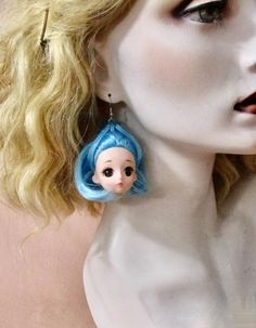 These vintage doll head earrings could match your hair!  Plus they would be awesome with pink hair too- The one of a kind earrings are 2 1/4" high and 2" across and hang on pierced ear wires.  One of the dolls has crazier hair as you can see in the pics though I think it goes with the look ;) If you need more info or photos I am happy to help! Earrings Punk, Turquoise Hair, Pierced Ear, Punk Earrings, Doll Head, Crazy Hair, Vintage Doll, Vintage Hairstyles, Pink Hair