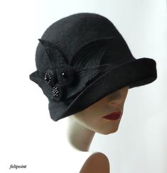 Winter Gatsby Cloche Hat, Winter Gatsby Style Cloche Hat, Winter Evening Brimmed Cloche Hat, Black Wool Cloche Hat, Wool Cloche Hat For Evening, Black Cloche Hat For Winter, Black Fedora Felt Hat For Evening, Winter Flapper Style Brimmed Cloche Hat, Brimmed Evening Hats For Winter