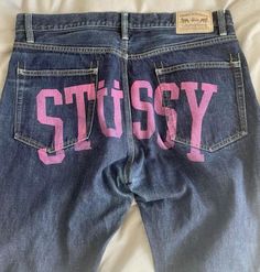 Stussy Aesthetic, Stussy Outfit, Cool Girl Aesthetic, Jeans Custom, Under Your Spell, Fits Clothes, Cute Simple Outfits