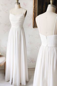 Prom Dresses 2022 Simple, Simple Tulle Prom Dress, Long White Evening Dress, White Simple Long Dress, White Gowns Elegant, Simple White Prom Dress, Long White Dress Formal, Long Flowy White Dress, White Chiffon Dress Long