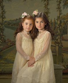 Kids Portrait Poses, Twin Portraits, Teenage Portrait, Poses Duo, Sibling Photography Poses