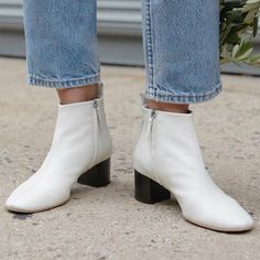 Bone (White) Color With Dark Heel. Excellent Condition- Only Worn To A Few Events. Soft, Buttery Nappa Leather. 2.15" Heel Height Everlane Shoes, Bone White, Nappa Leather, White Color, Bones, Heel Height, Color White, Size 7, Women Shoes