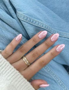 Girly Nail Designs Pink, Pink And Silver French Tip Nails, Cute Pink Winter Nails, Pink Crome French Tip, Pink French Tip Nails With Chrome, Nails Coral Pink, Coral Chrome Nails, Mommy Nails, Light Pink Chrome