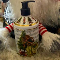 Perfect Holiday Gift For That Secrets Santa Or Teachers Gift! Full Size Holiday Soap In Pine Forest Scent Hand Soap Christmas Gifts, California Colors, Holiday Soap, Holiday Greeting, Pine Forest, Holiday Greetings, Secret Santa, Soap Making, Hand Soap