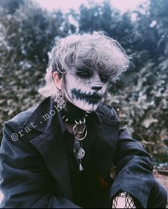 Cool Halloween Ideas, Goth Bf, Emo People, Creepy Makeup, Punk Makeup, Skeleton Makeup, Alt Makeup, Makeup Board